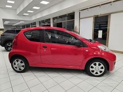 Rosso Usata 2010 Peugeot 107 Due volumi | 5500 € (Buon prezzo)