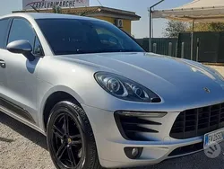 Grigio Usata 2015 Porsche Macan SUV | 29.999 € (Ottimo prezzo)