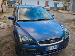 Blu Usata 2006 Ford Focus Tre volumi | 1200 € (Super prezzo)