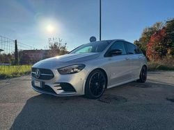 Argento Usata 2019 Mercedes B200 Premium Monovolume | 19.500 € (Cara)
