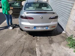 Usata 2005 Alfa Romeo 159 Tre volumi | 1500 € (Buon prezzo)