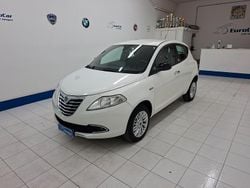 Bianco Usata 2015 Lancia Ypsilon Platinum Due volumi | 4900 € (Buon prezzo)
