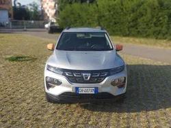 Grigio Usata 2022 Dacia Spring Comfort Plus Due volumi | 10.700 € (Buon prezzo)