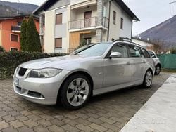 Grigio Usata 2008 BMW 320 Station wagon | 2900 € (Ottimo prezzo)