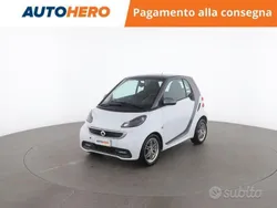 Usata 2014 Smart ForTwo Coupé Passion Due volumi | 7799 € (Buon prezzo)