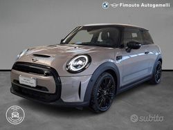 Grigio / pastello Usata 2021 Mini Cooper SE Classic Due volumi | 16.900 € (Buon prezzo)