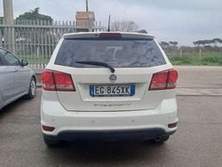 Usata 2012 Fiat Freemont Lounge SUV | 6800 € (Cara)