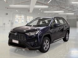 Blu Usata 2022 Toyota RAV4 Hybrid Business Edition SUV | 26.550 € (Buon prezzo)