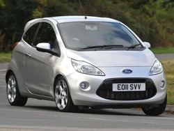 Argento Usata 2011 Ford Ka Due volumi | 4000 € (Buon prezzo)