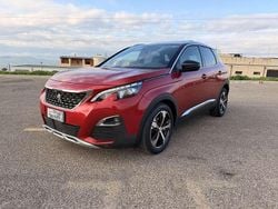 Rosso perlato/tetto nero Usata 2017 Peugeot 3008 GT-line SUV | 13.999 € (Buon prezzo)