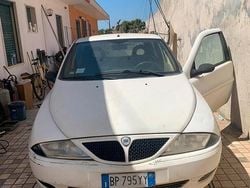Bianco Usata 2001 Lancia Ypsilon Due volumi | 900 €