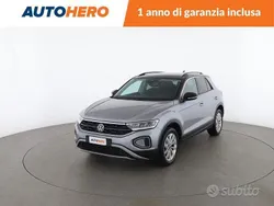 Argento Usata 2023 VW T-Roc Life SUV | 24.399 € (Buon prezzo)