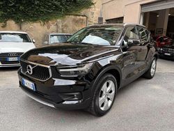 Nero Usata 2019 Volvo XC40 Momentum SUV | 19.500 € (Buon prezzo)