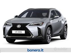 Nuova 2025 Lexus UX 300h SUV | 38.800 €