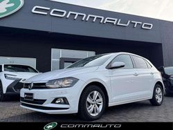Bianco Usata 2018 VW Polo Comfortline Tre volumi | 12.200 € (Buon prezzo)