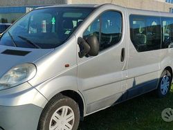 Grigio Usata 2007 Opel Vivaro Monovolume | 7000 €