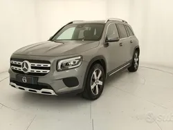 Grigio montagna Usata 2021 Mercedes GLB200 SUV | 32.900 € (Buon prezzo)