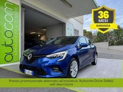 Blu/azzurro Usata 2021 Renault Clio V Zen Tre volumi | 10.950 € (Buon prezzo)