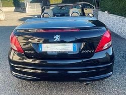 Usata 2010 Peugeot 207 CC Cabrio | 5700 € (Molto cara)