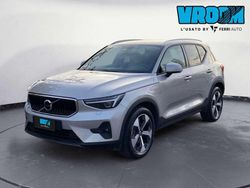 Argento Usata 2025 Volvo XC40 Core SUV | 30.900 € (Buon prezzo)