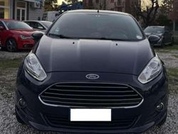Blu/azzurro Usata 2015 Ford Fiesta Business Edition Tre volumi | 5300 € (Buon prezzo)