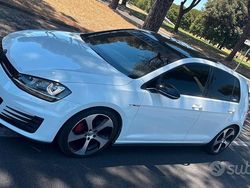 Bianco Usata 2015 VW Golf VII GTD Tre volumi | 15.000 € (Ottimo prezzo)