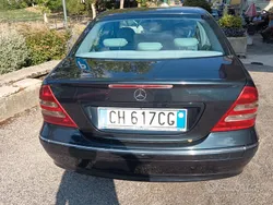 Usata 2003 Mercedes C220 Tre volumi | 2000 € (Buon prezzo)