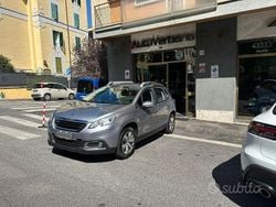 Grigio metallizzato Usata 2016 Peugeot 2008 Active SUV | 7970 € (Ottimo prezzo)