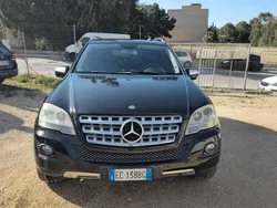 Nero Usata 2010 Mercedes ML350 Premium SUV | 6500 € (Super prezzo)
