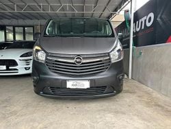 Nero Usata 2015 Opel Vivaro S Monovolume | 15.900 € (Buon prezzo)