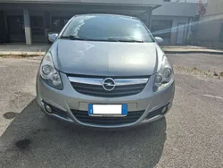 Grigio Usata 2010 Opel Corsa Edition Tre volumi | 4900 € (Buon prezzo)