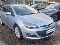 Grigio Usata 2016 Opel Astra Cosmo Station wagon | 9400 € (Buon prezzo)