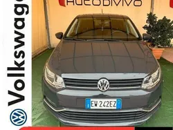 Grigio Usata 2014 VW Polo Trendline Tre volumi | 6999 € (Buon prezzo)
