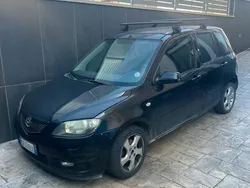 Usata 2004 Mazda 2 Monovolume | 1000 € (Buon prezzo)