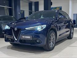 Blu Usata 2017 Alfa Romeo Stelvio SUV | 18.499 € (Ottimo prezzo)