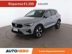 Grigio Usata 2024 Volvo XC40 Core SUV | 32.199 € (Buon prezzo)