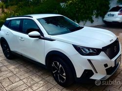 Bianco Usata 2020 Peugeot 2008 SUV | 15.600 € (Molto cara)