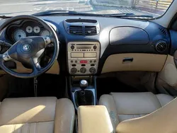 Blu/azzurro Usata 2005 Alfa Romeo 147 Distinctive Due volumi | 1499 € (Buon prezzo)