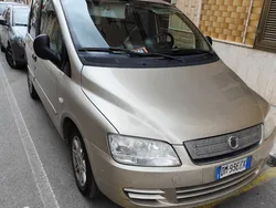 Usata 2009 Fiat Multipla Monovolume | 3700 € (Cara)