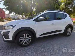 Usata 2023 Dacia Sandero Stepway Due volumi | 15.000 € (Buon prezzo)