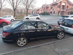 Nero Usata 2007 Mercedes C220 Avantgarde Tre volumi | 3500 €