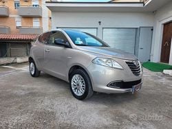 Grigio Usata 2014 Lancia Ypsilon Gold Due volumi | 4500 € (Ottimo prezzo)