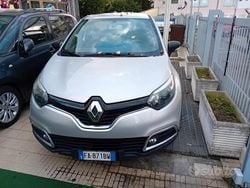 Grigio Usata 2015 Renault Captur Iconic SUV | 8900 € (Buon prezzo)