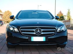 Nero Usata 2017 Mercedes E200 Executive Tre volumi | 22.500 € (Molto cara)