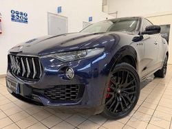 Antracite Usata 2018 Maserati Levante SUV | 26.400 € (Buon prezzo)
