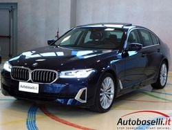 Blu metallizzato Usata 2023 BMW 530 Luxury Line Tre volumi | 38.900 € (Ottimo prezzo)