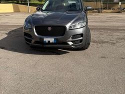 Usata 2016 Jaguar F-Pace Prestige SUV | 17.990 € (Molto cara)