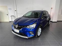Blu scuro Usata 2022 Renault Captur Intens SUV | 17.490 € (Buon prezzo)