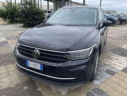 Grigio Usata 2021 VW Tiguan Life SUV | 21.600 € (Super prezzo)