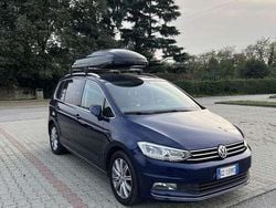 Blu/azzurro Usata 2016 VW Touran Monovolume | 14.800 € (Cara)